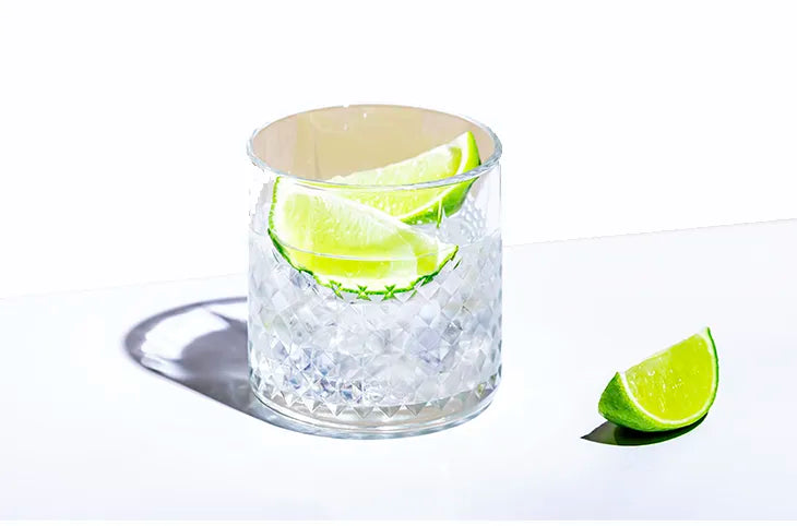 Gin Lexikon: Sorten, Zitate, Aromen & Fachwissen