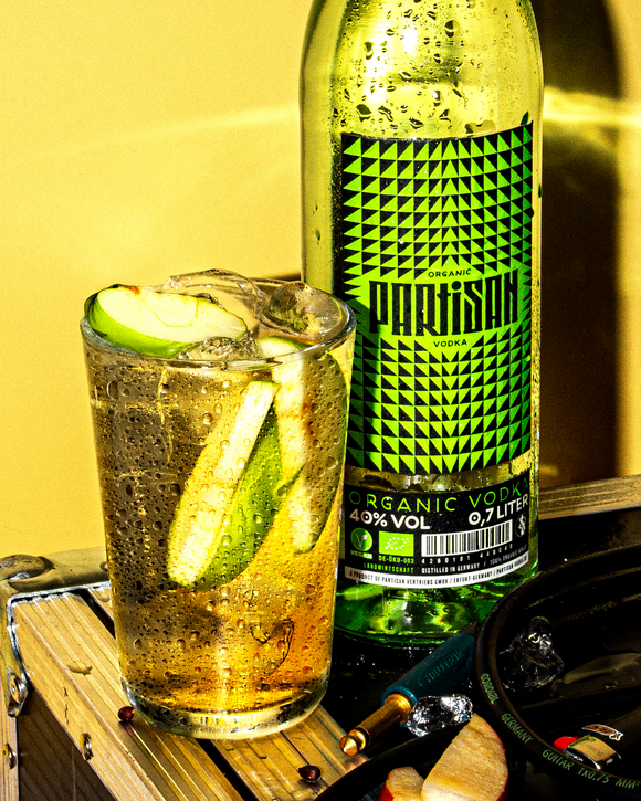 Partisan Bio Vodka Green 0,7l 40% Vol. - SPRITHÖKER